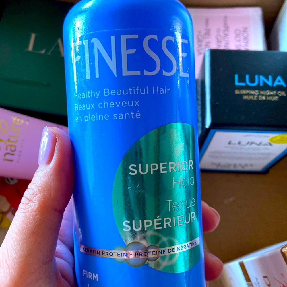 Finesse superior hold hair spray 300ml
